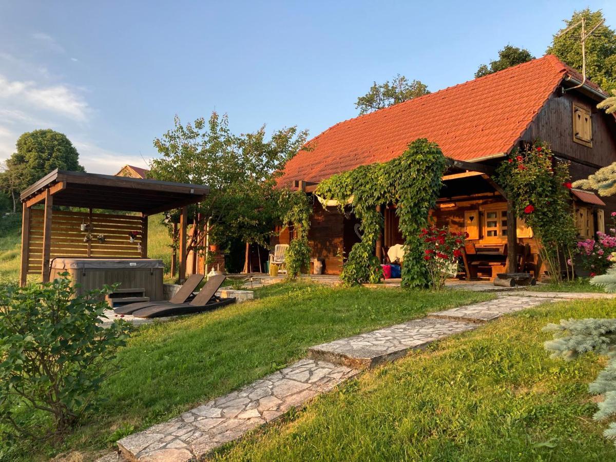 Peacefull Family Cottage Gornji Desinec Екстер'єр фото