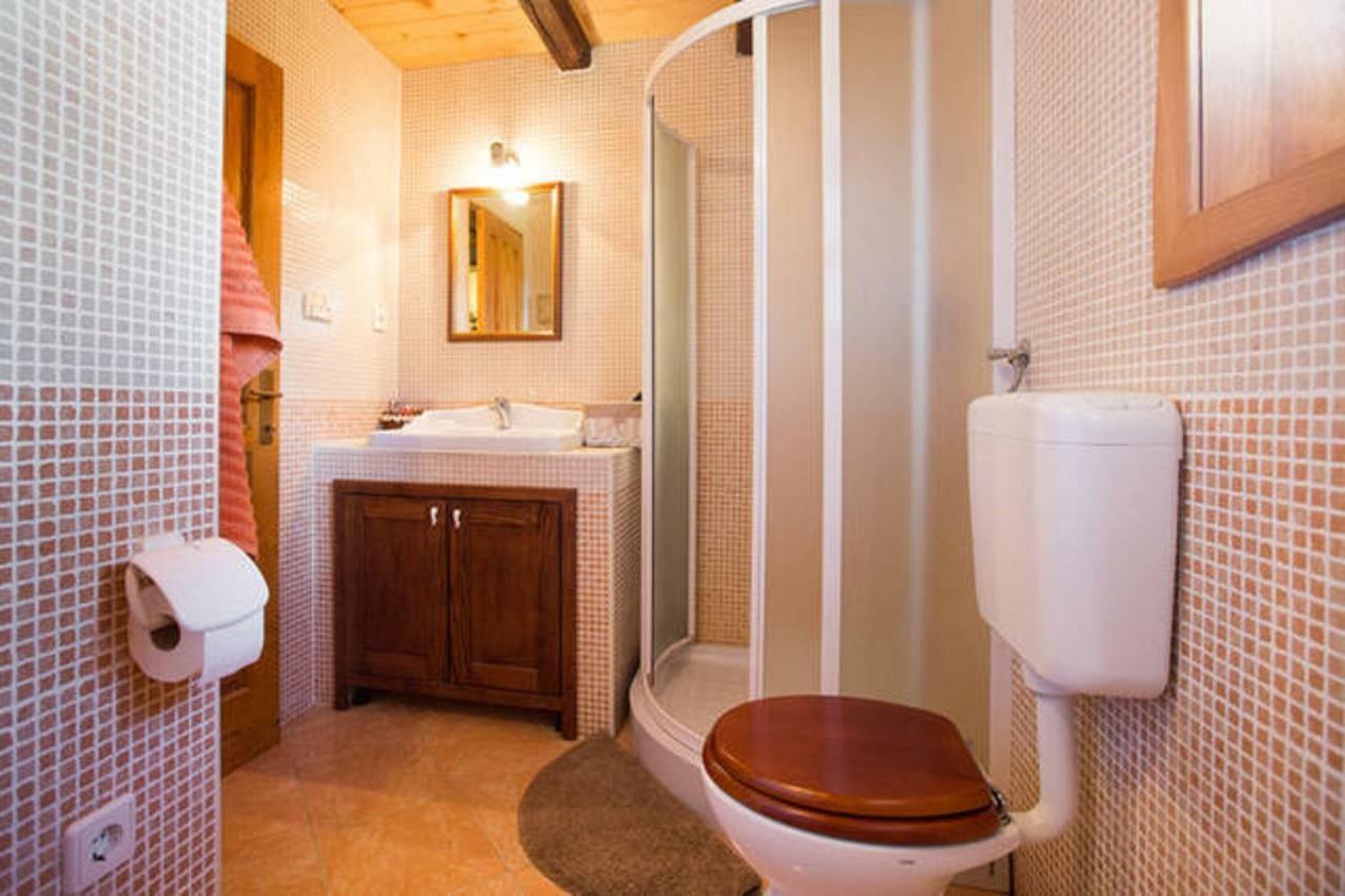 Peacefull Family Cottage Gornji Desinec Екстер'єр фото